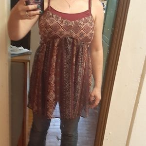 Women's maurices top size large